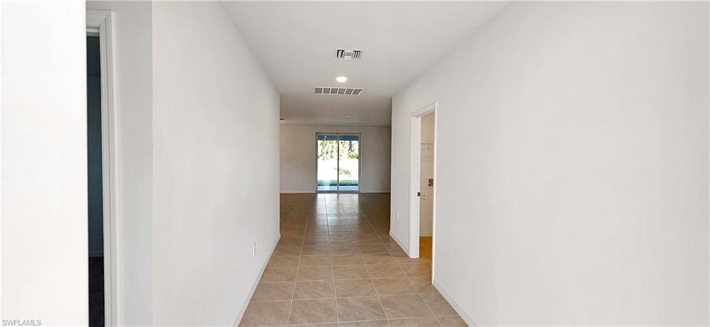 WHISPERING LAKES - Residential