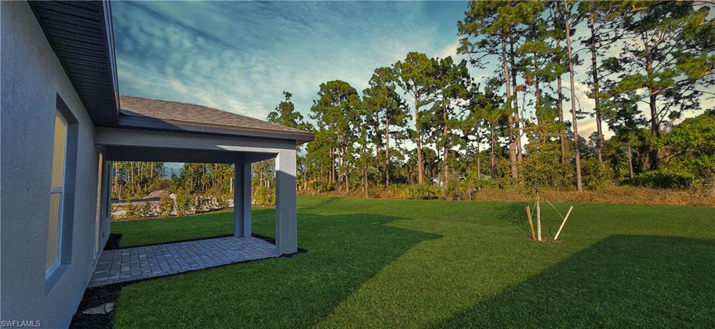 WHISPERING LAKES - Residential