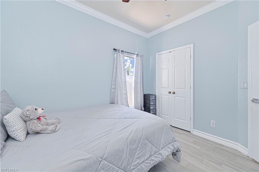 GLADIOLUS PRESERVE - Residential