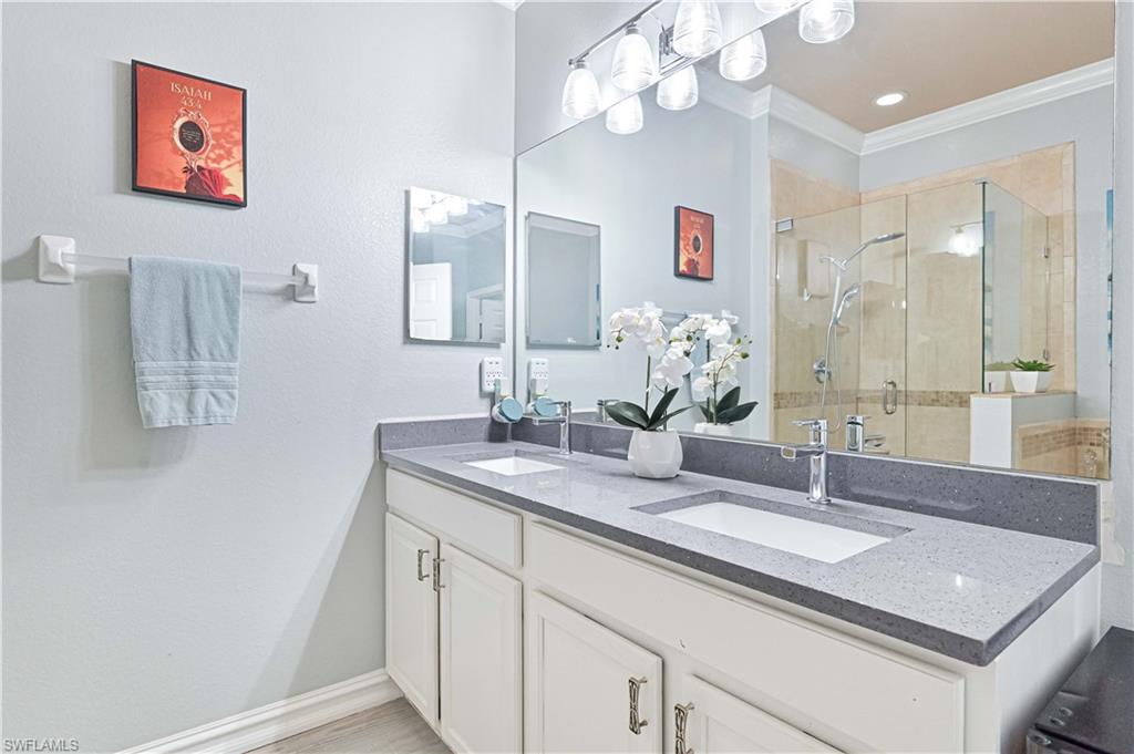 GLADIOLUS PRESERVE - Residential