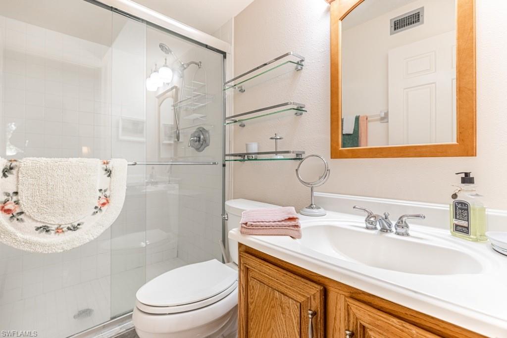 SEVEN LAKES - Residential