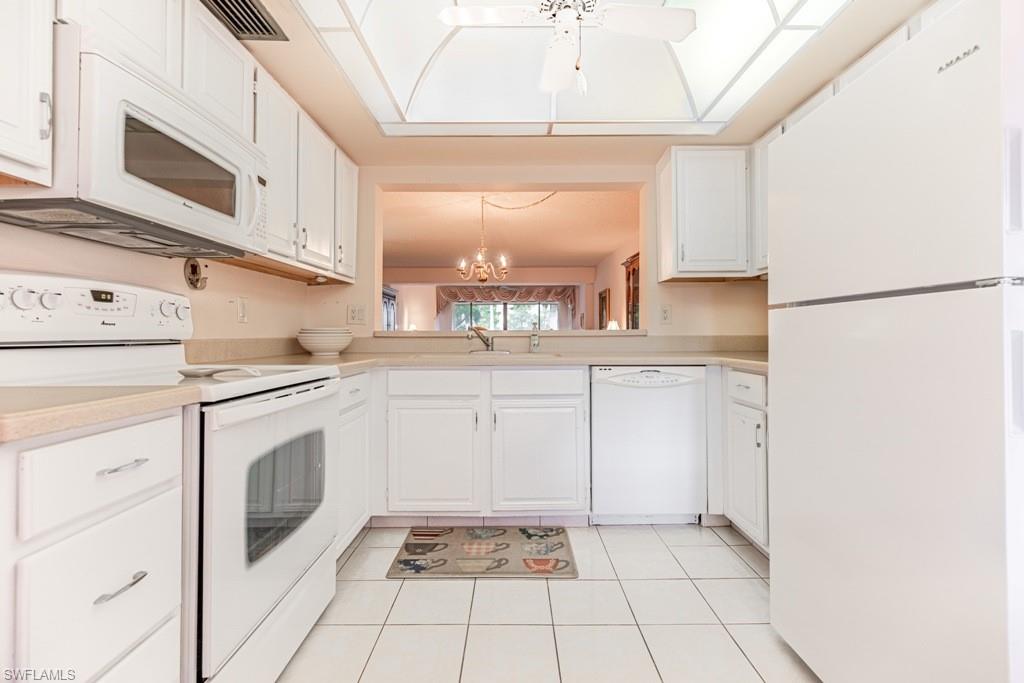 SEVEN LAKES - Residential