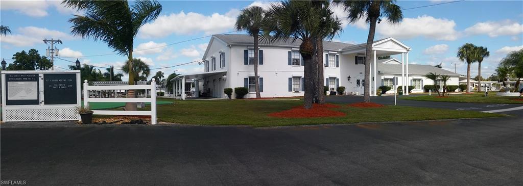 CARRIAGE VILLAGE - Residential