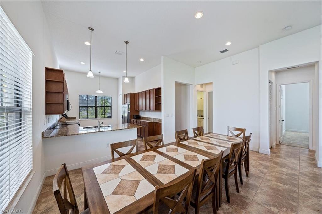 MAPLE RIDGE - Residential