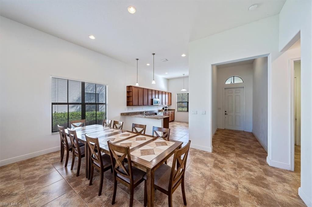 MAPLE RIDGE - Residential