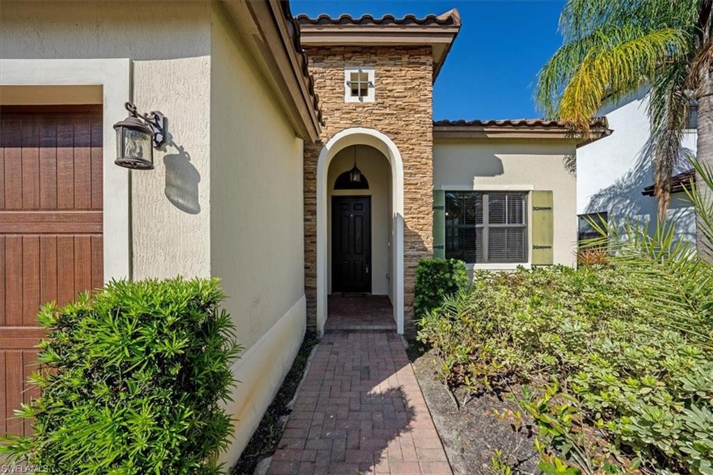 MAPLE RIDGE - Residential