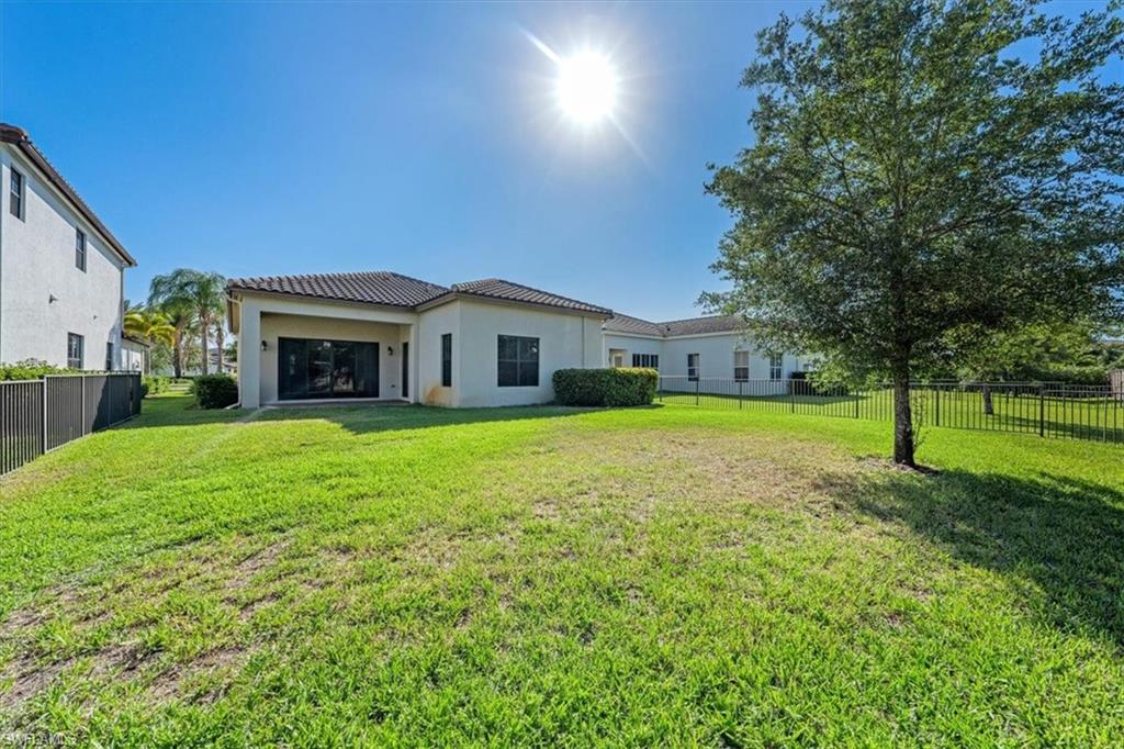 MAPLE RIDGE - Residential