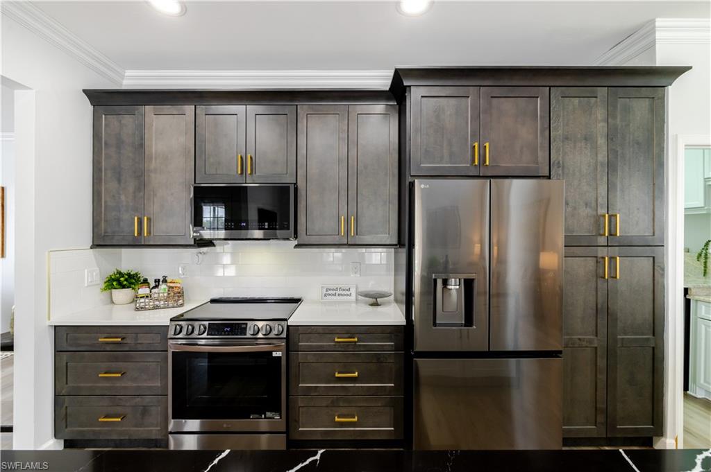 STONEYBROOK - Residential