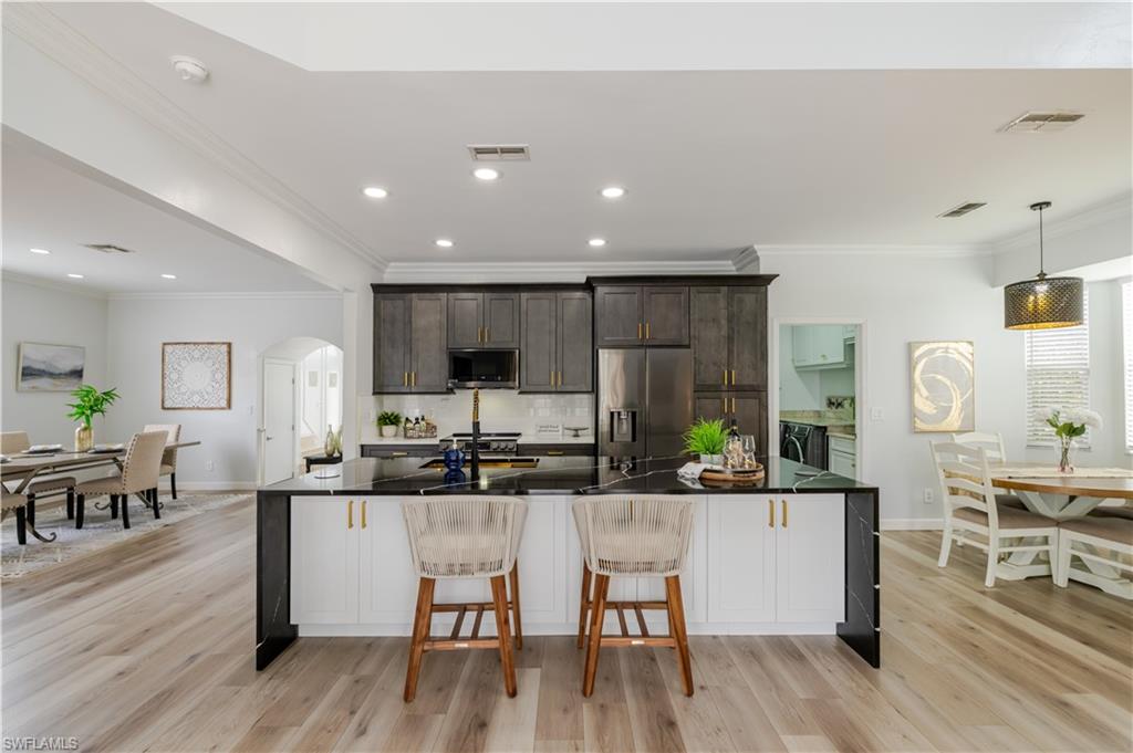 STONEYBROOK - Residential