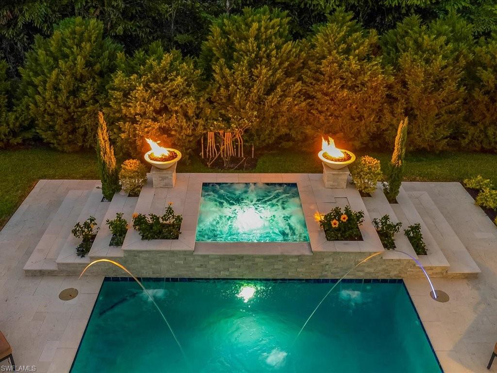 PINE RIDGE - Residential