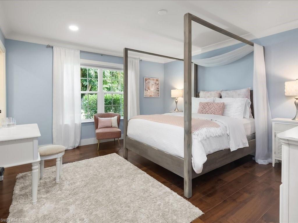 PINE RIDGE - Residential