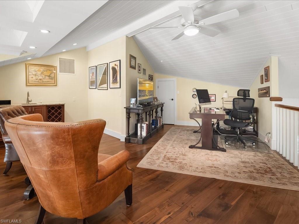 PINE RIDGE - Residential