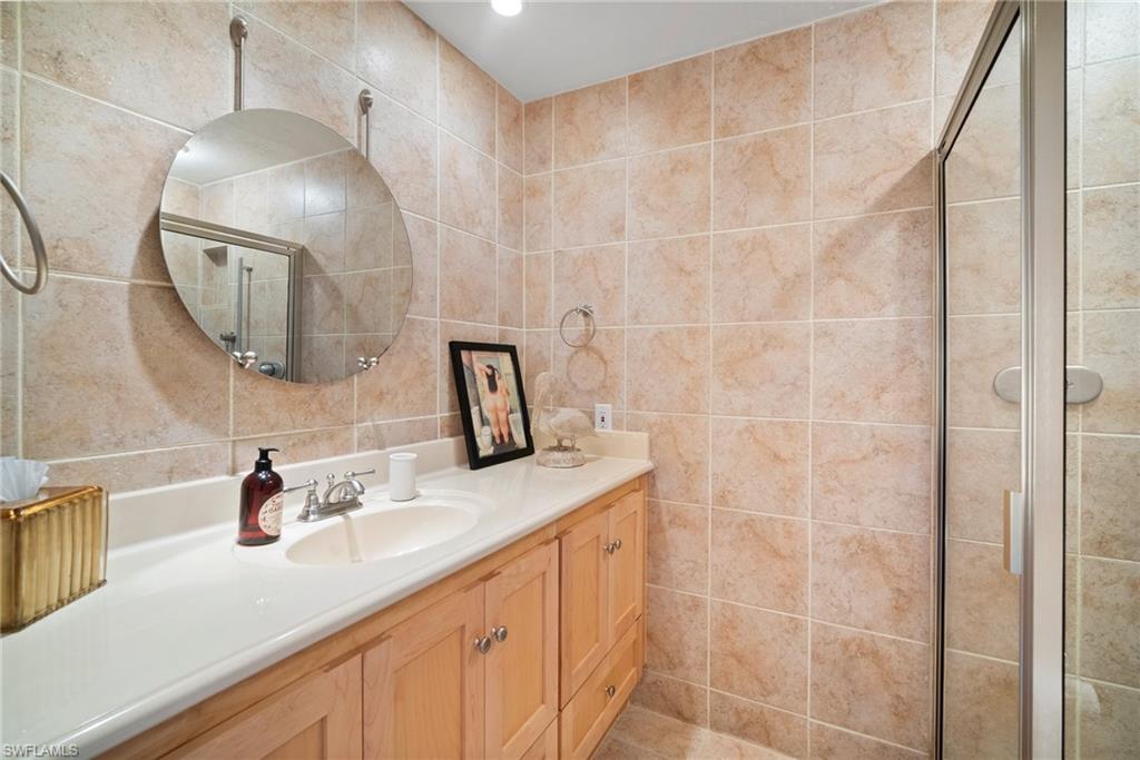 PARK SHORE - Residential