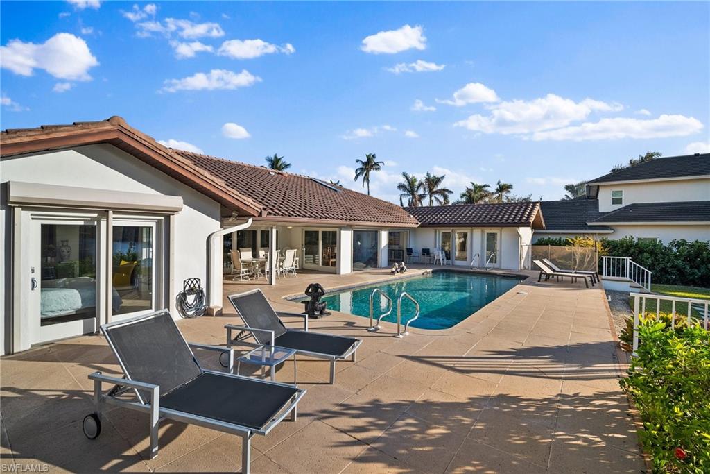 PARK SHORE - Residential