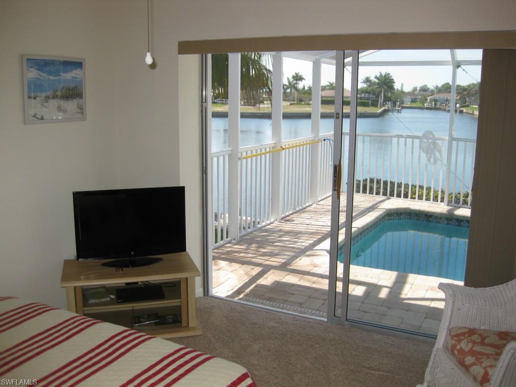 MARCO BEACH - Residential