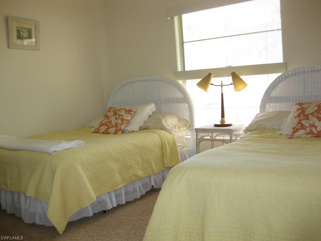 MARCO BEACH - Residential