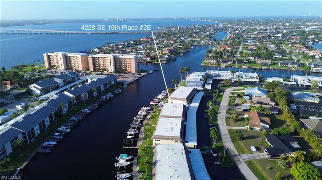 COMMODORE CONDO - Residential