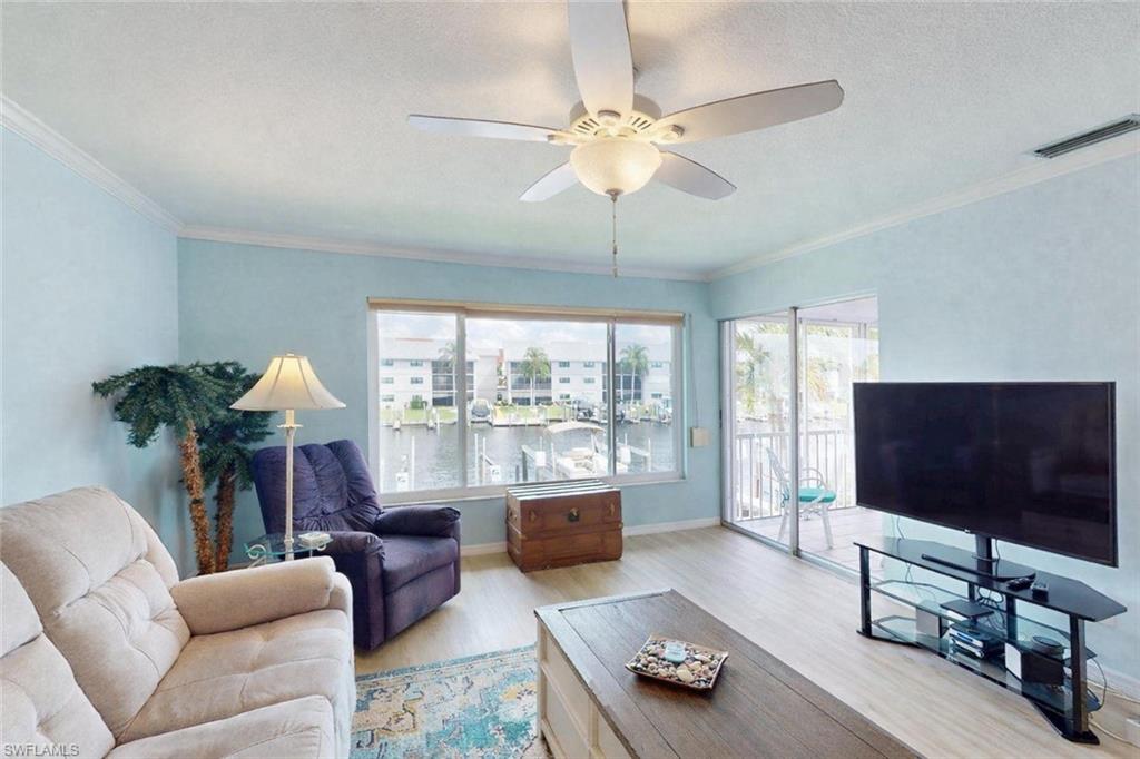 COMMODORE CONDO - Residential