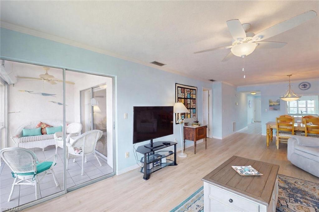 COMMODORE CONDO - Residential