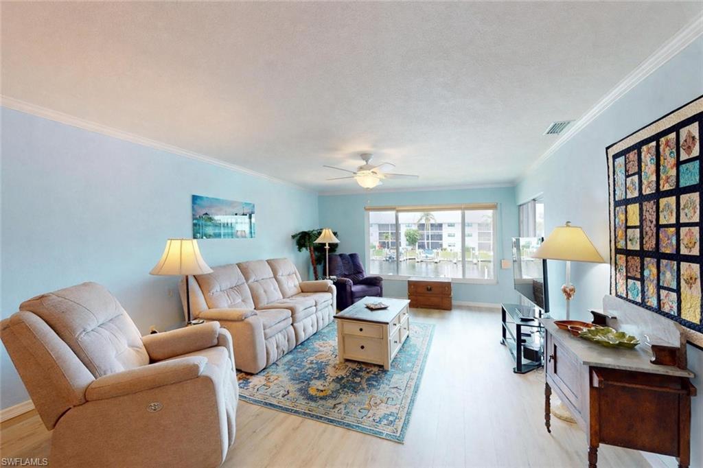 COMMODORE CONDO - Residential