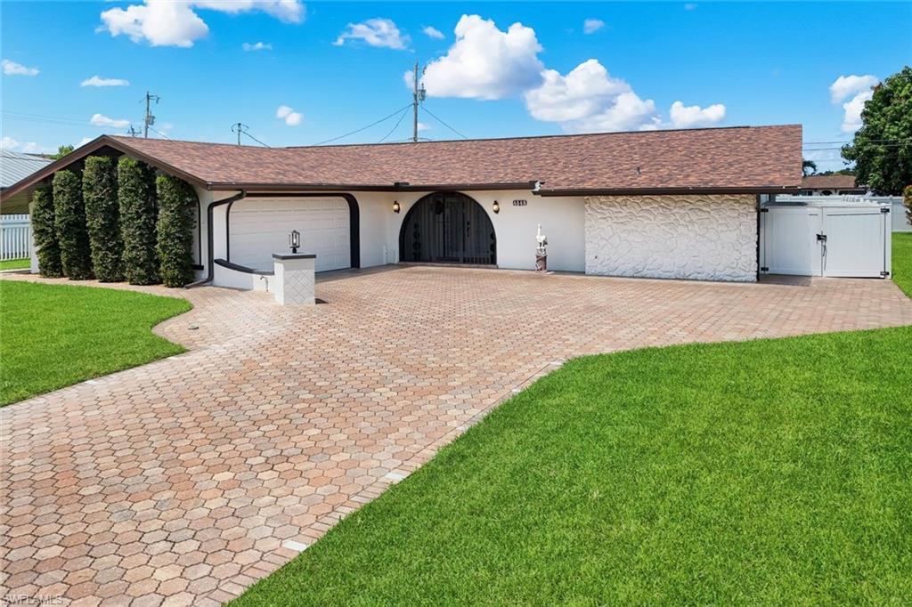 CAPE CORAL - Residential