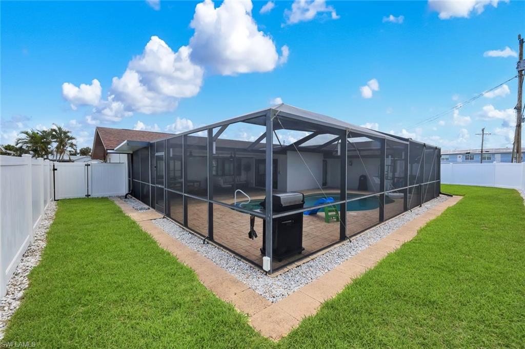 CAPE CORAL - Residential