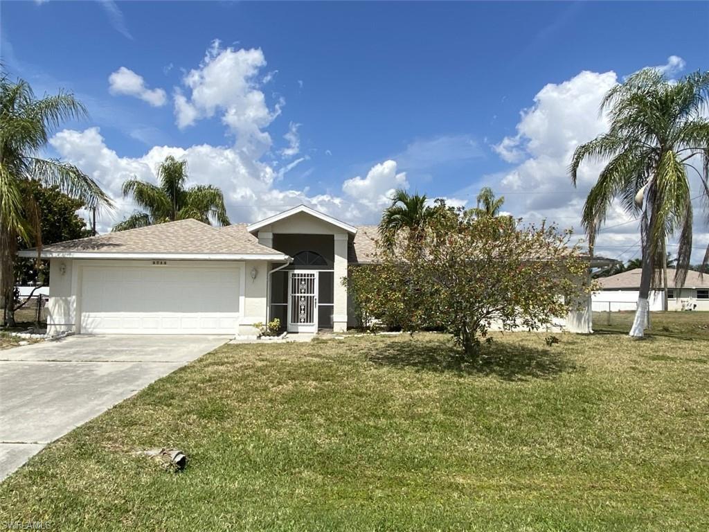 CAPE CORAL - Residential