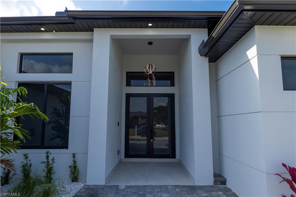 1140 SW 40th TER