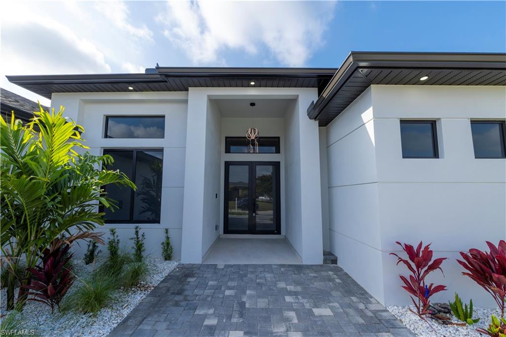 1140 SW 40th TER