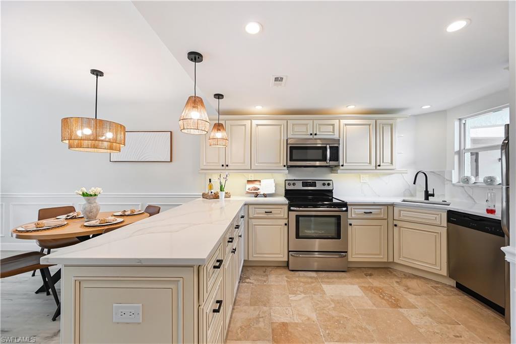 FAIRWAY GARDENS - Residential