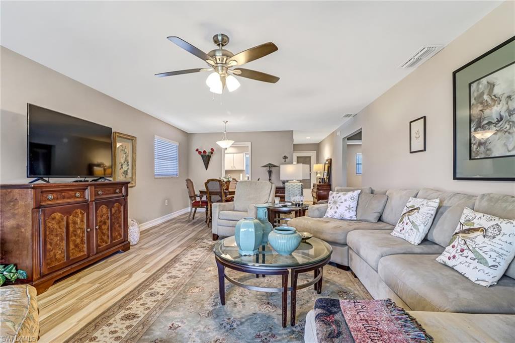 VALLEY STREAM TOWNHOUSE - Residential