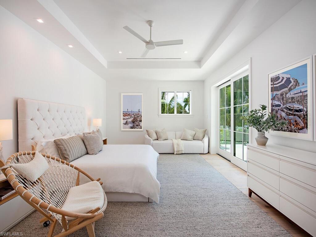 MOORINGS - Residential