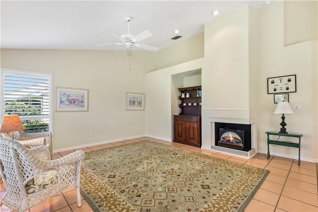 BERKSHIRE LAKES - Residential