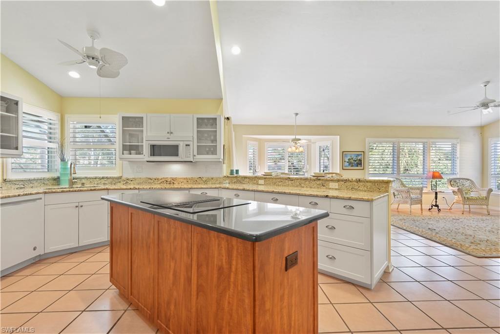 BERKSHIRE LAKES - Residential