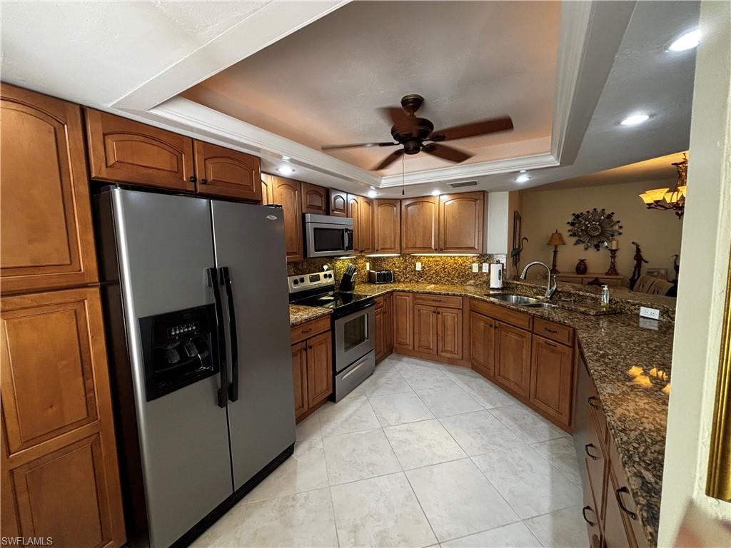 BEACHWALK GARDENS - Residential Lease