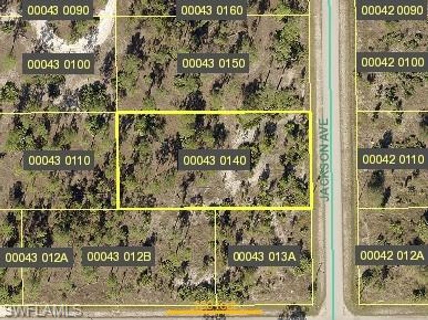 Great 1/2 acre lot at a great price to build your dream home on. Located in a nice quiet area but yet within minutes to shopping and medical services. This one won't last long!!!