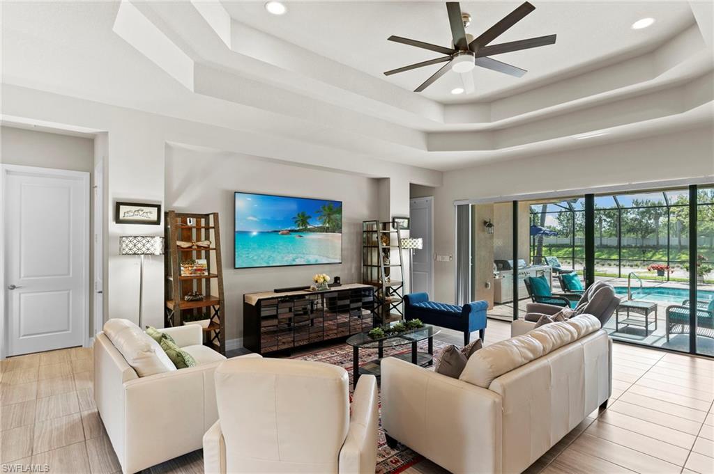 4382 Caldera CIR
