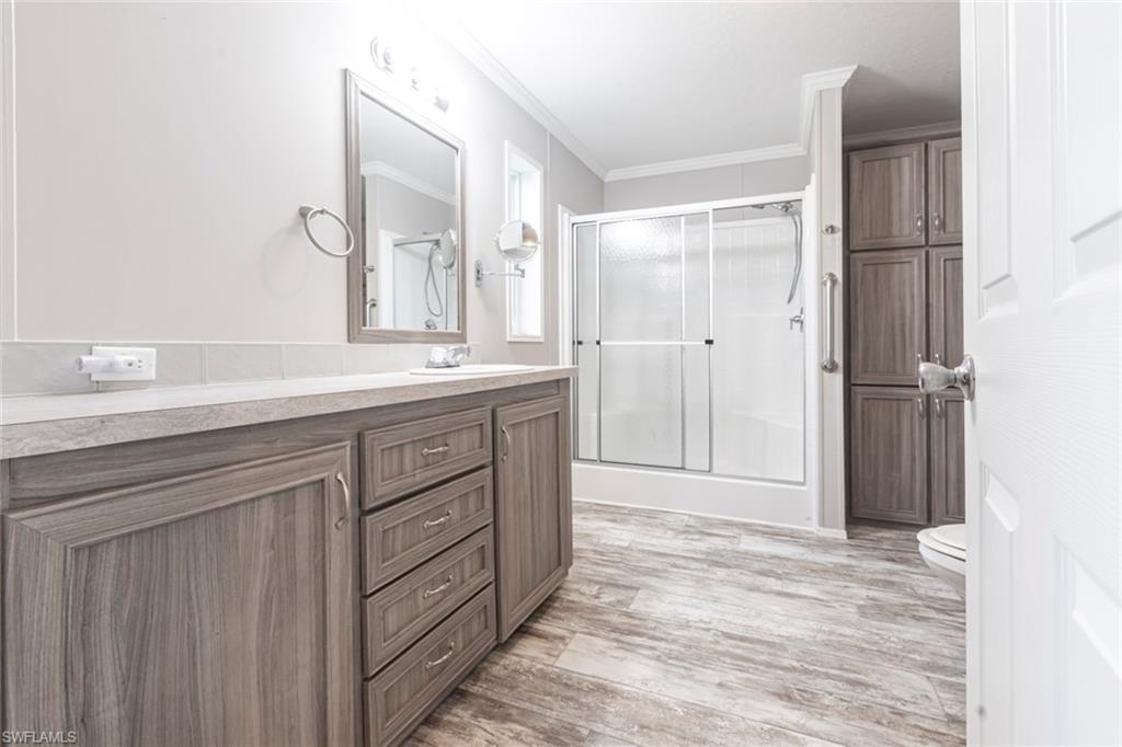 PELICAN POINTE - Residential