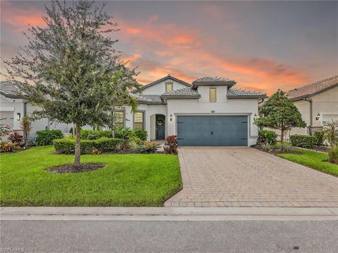 19724 Aqua View LN FORT MYERS FL 33913
