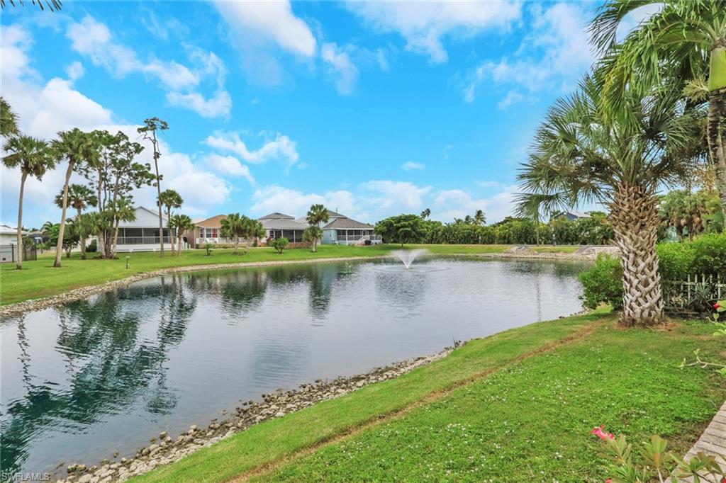 ISLAND PARK WOODS - Residential