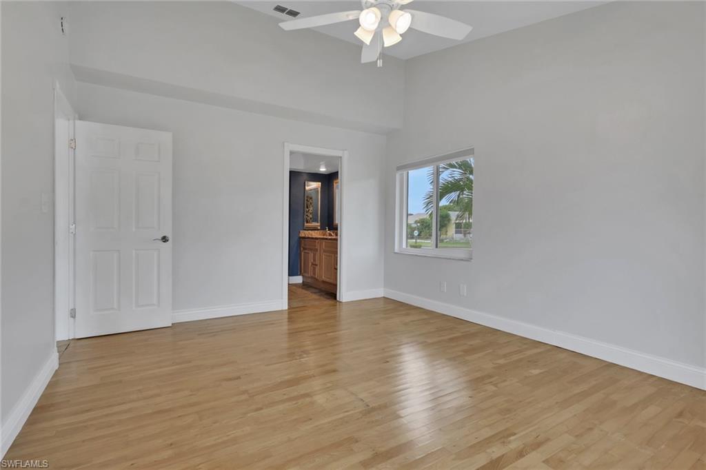 ISLAND PARK WOODS - Residential