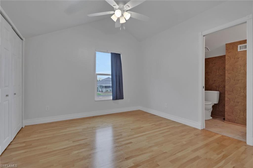 ISLAND PARK WOODS - Residential