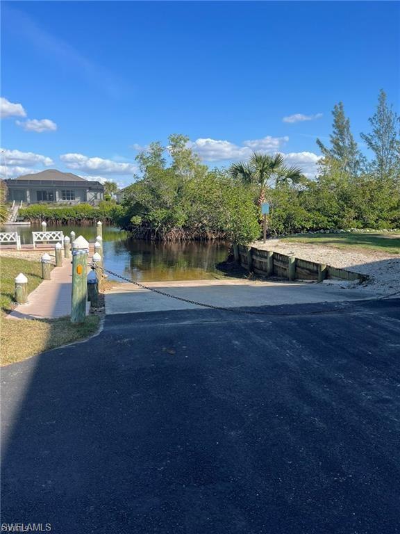 ISLAND PARK WOODS - Residential