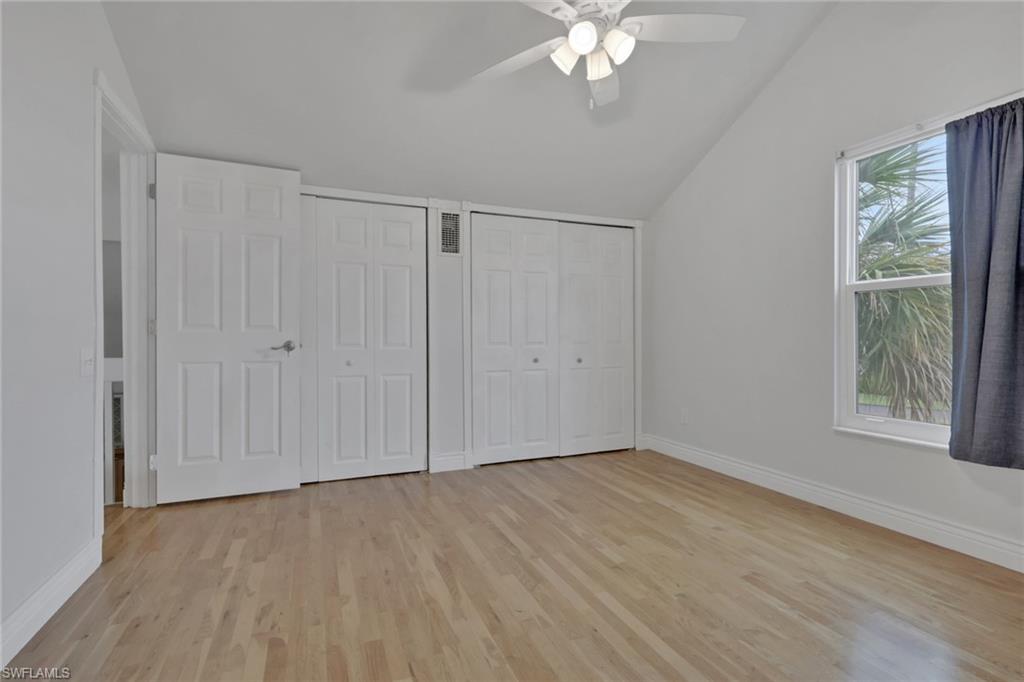 ISLAND PARK WOODS - Residential