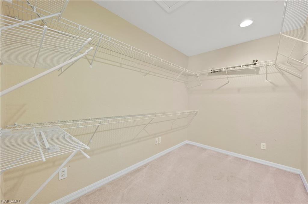 MAGNOLIA LAKES - Residential