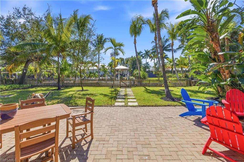 SEMINOLE ESTATES - Residential