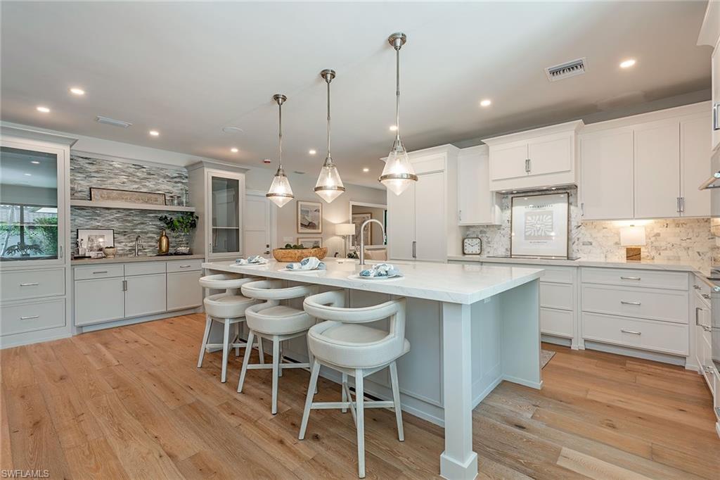 PINECREST AT PELICAN BAY - Residential