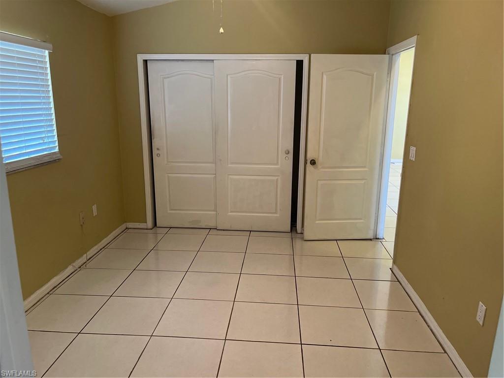 SAN CARLOS PARK - Residential