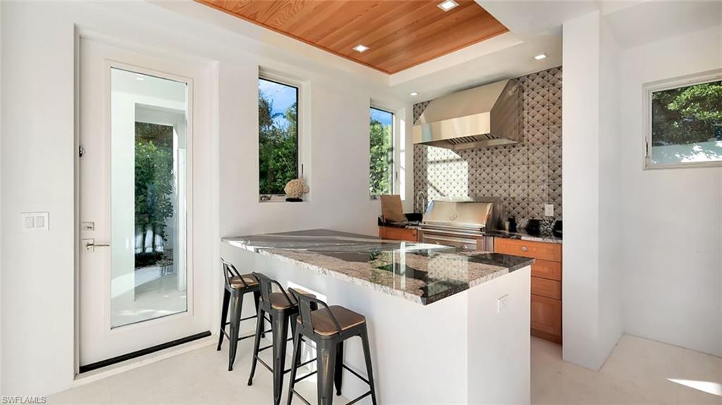 OLDE NAPLES - Residential Lease