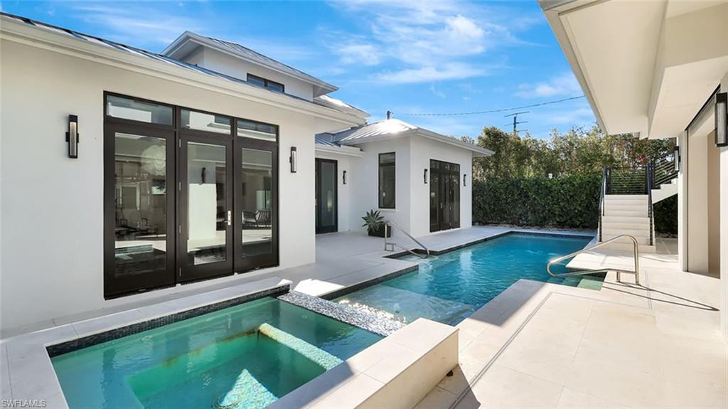 OLDE NAPLES - Residential Lease